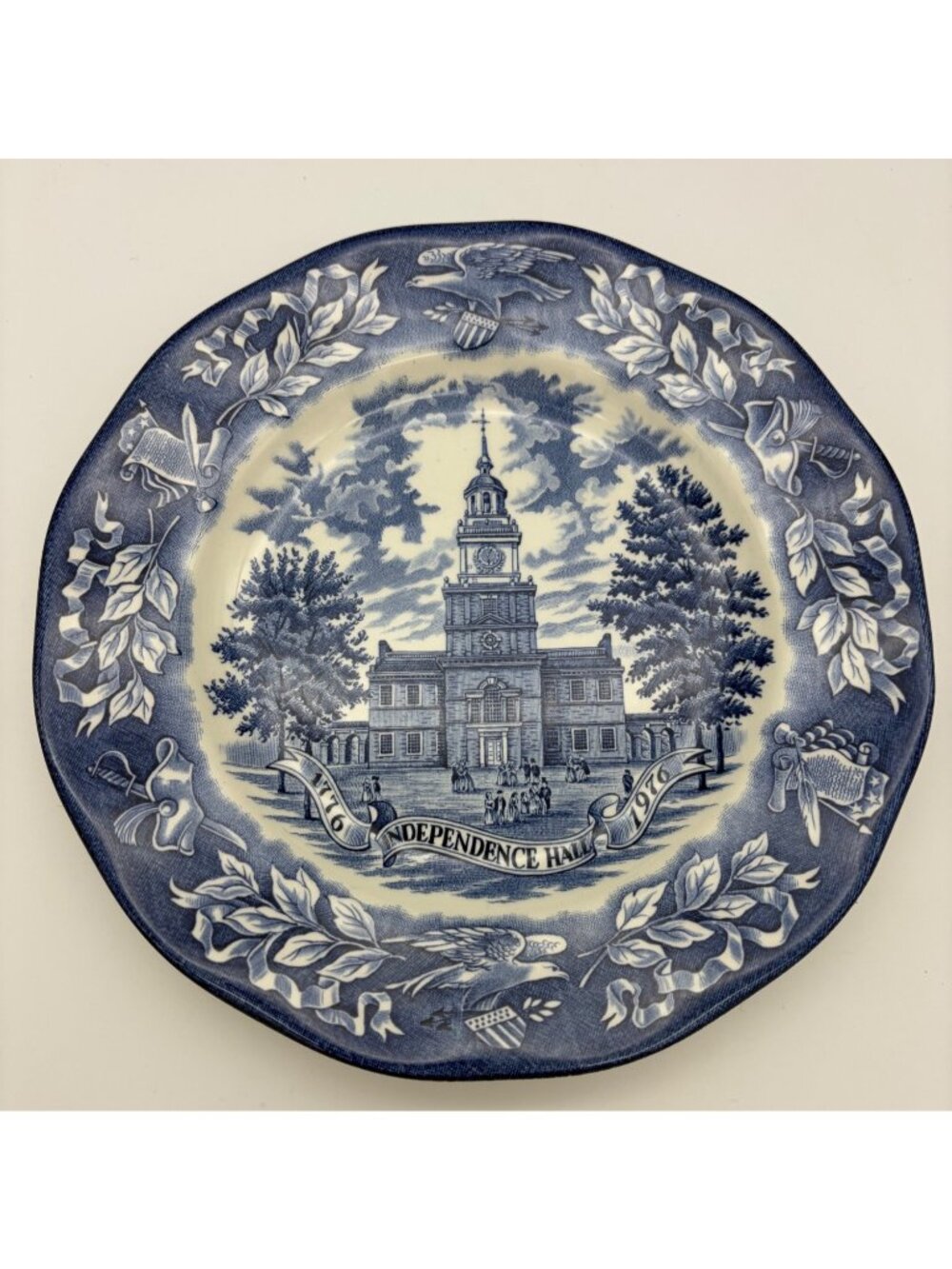 Vintage 1976 Avon Enoch Wedgwood Independence Hall Bicentennial Plate England US